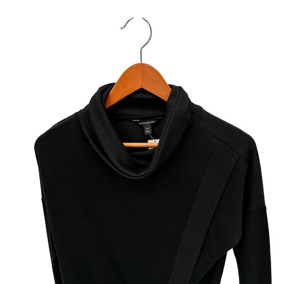 BANANA REPUBLIC NWT Black Luxe-Spun Long Sleeve Crossover Sweater // XS - Picture 3 of 7